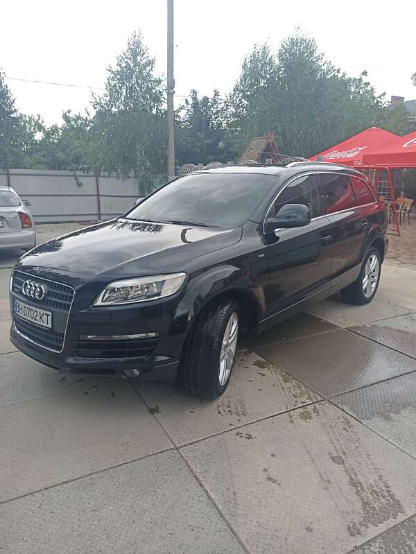 Внедорожник / Кроссовер Audi Q7 2007 в Белгороде-Днестровском