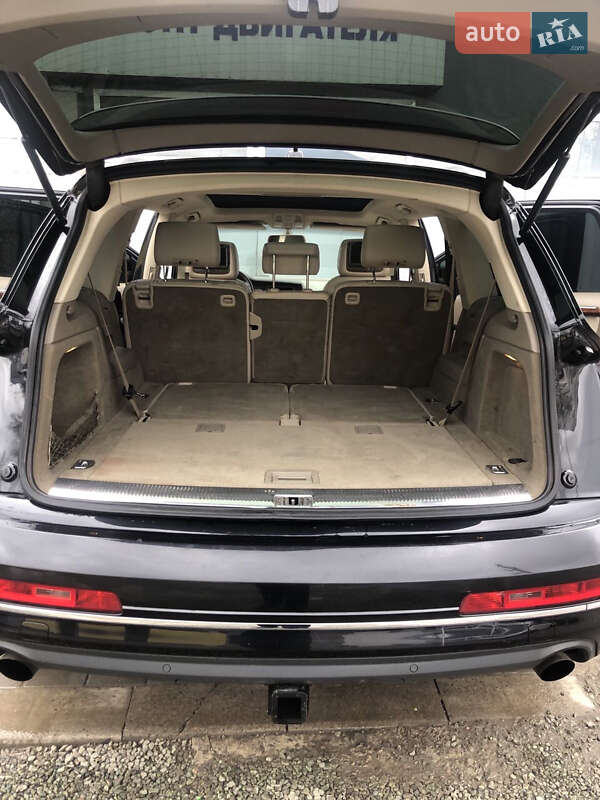 Внедорожник / Кроссовер Audi Q7 2010 в Ирпене