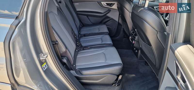 Позашляховик / Кросовер Audi Q7 2018 в Тернополі