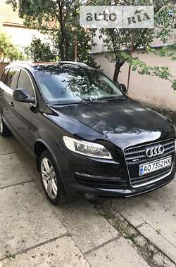 Внедорожник / Кроссовер Audi Q7 2007 в Ужгороде