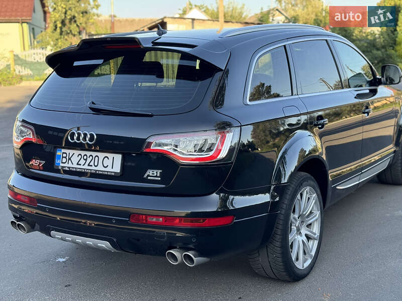 Внедорожник / Кроссовер Audi Q7 2008 в Дубно