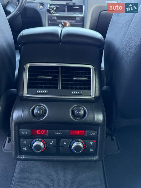 Внедорожник / Кроссовер Audi Q7 2008 в Дубно