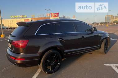 Позашляховик / Кросовер Audi Q7 2011 в Одесі