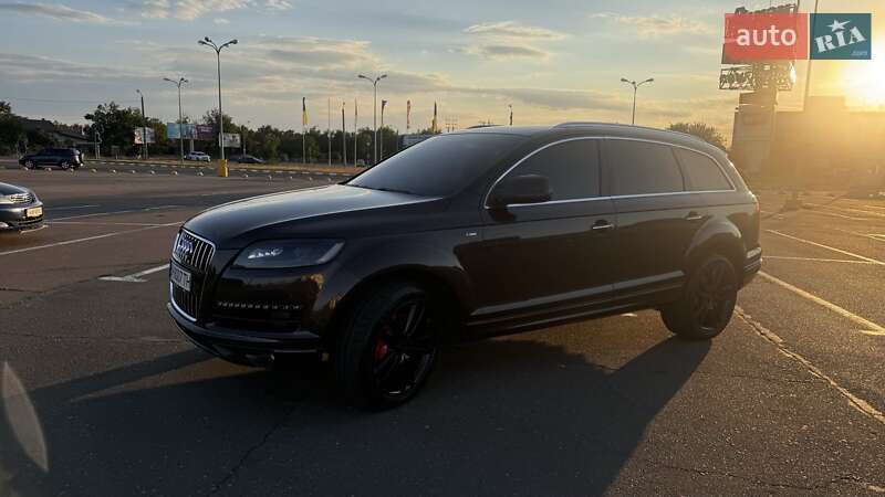 Audi Q7 2011