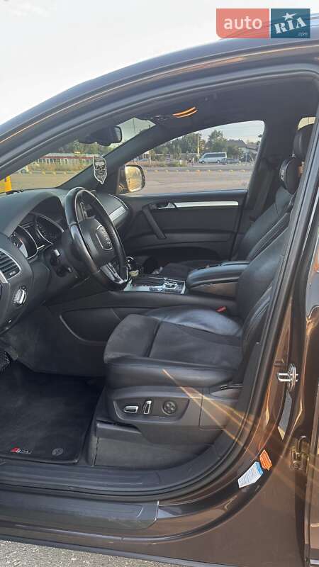 Позашляховик / Кросовер Audi Q7 2011 в Одесі