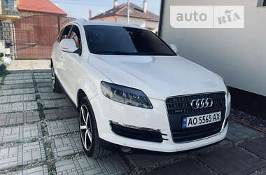 Позашляховик / Кросовер Audi Q7 2007 в Ужгороді