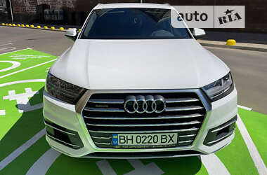 Позашляховик / Кросовер Audi Q7 2017 в Одесі