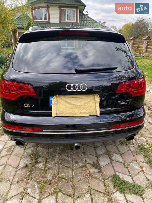 Позашляховик / Кросовер Audi Q7 2015 в Івано-Франківську
