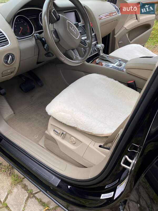 Позашляховик / Кросовер Audi Q7 2015 в Івано-Франківську