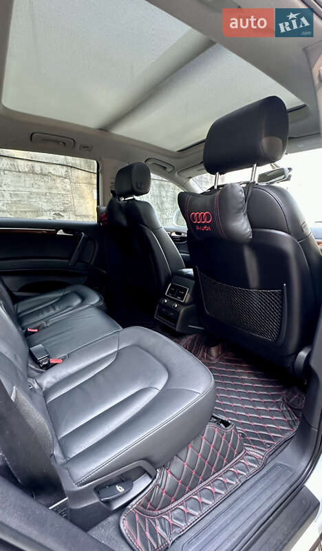 Позашляховик / Кросовер Audi Q7 2014 в Чернівцях