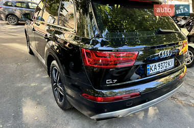 Внедорожник / Кроссовер Audi Q7 2016 в Киеве