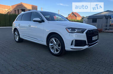 Позашляховик / Кросовер Audi Q7 2019 в Луцьку