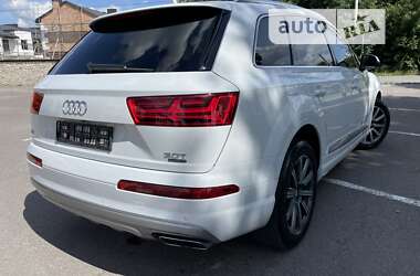 Позашляховик / Кросовер Audi Q7 2017 в Тернополі