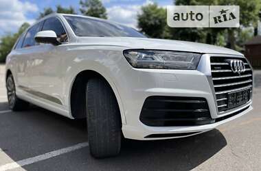 Позашляховик / Кросовер Audi Q7 2017 в Тернополі