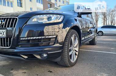 Позашляховик / Кросовер Audi Q7 2010 в Вінниці