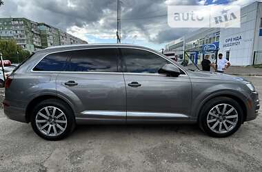 Внедорожник / Кроссовер Audi Q7 2017 в Сумах