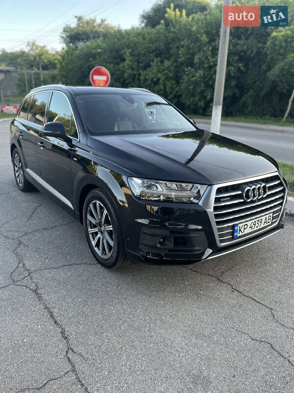 Внедорожник / Кроссовер Audi Q7 2019 в Запорожье
