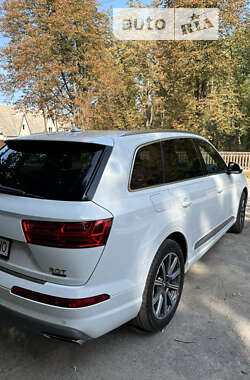 Внедорожник / Кроссовер Audi Q7 2016 в Броварах