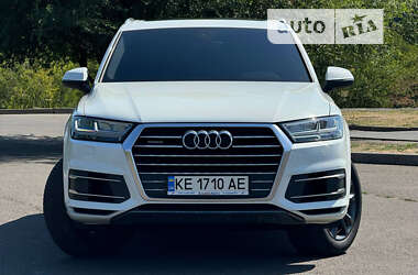 Внедорожник / Кроссовер Audi Q7 2016 в Кривом Роге