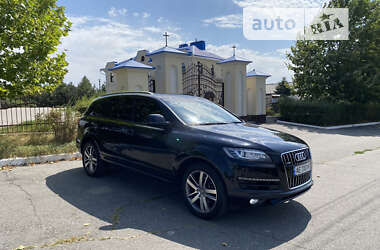 Позашляховик / Кросовер Audi Q7 2013 в Дніпрі