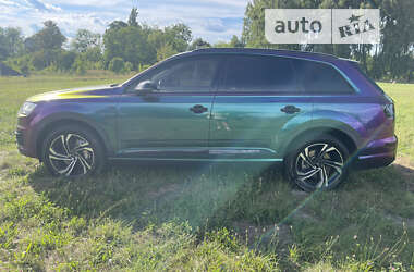 Позашляховик / Кросовер Audi Q7 2017 в 