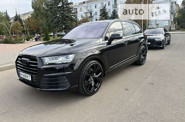 Позашляховик / Кросовер Audi Q7 2015 в Дніпрі