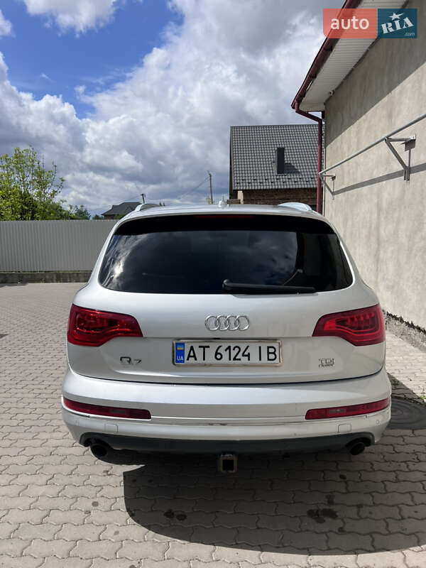 Позашляховик / Кросовер Audi Q7 2011 в Коломиї