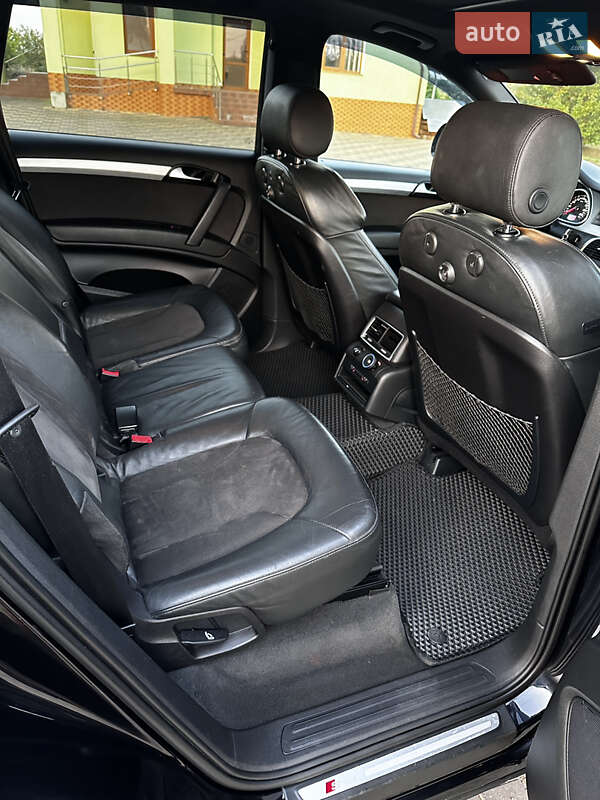 Позашляховик / Кросовер Audi Q7 2010 в Самборі