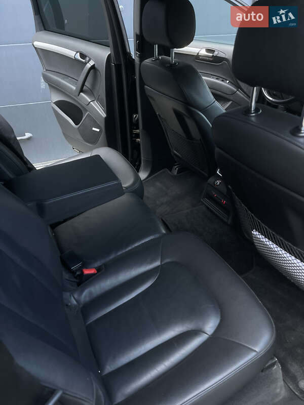 Позашляховик / Кросовер Audi Q7 2015 в Чернівцях фото 3 Позашляховик / Кросовер Audi Q7 2015 в Чернівцях