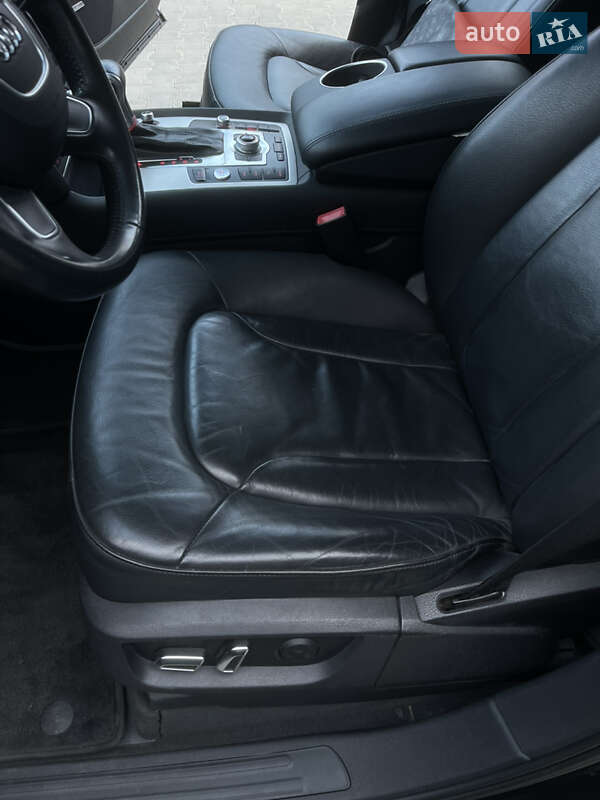 Позашляховик / Кросовер Audi Q7 2015 в Чернівцях фото 16 Позашляховик / Кросовер Audi Q7 2015 в Чернівцях