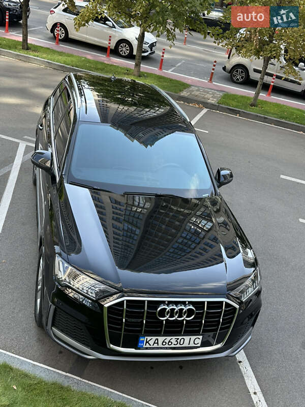 Внедорожник / Кроссовер Audi Q7 2022 в Киеве