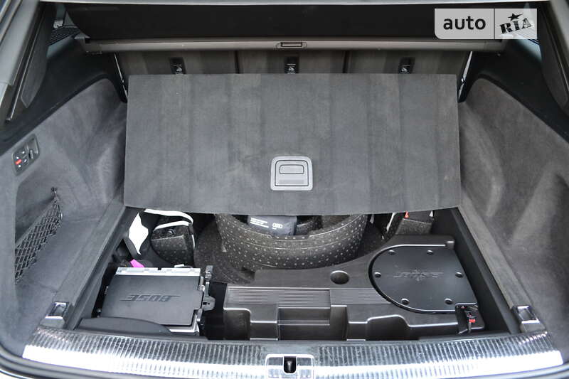 Позашляховик / Кросовер Audi Q7 2019 в Рівному
