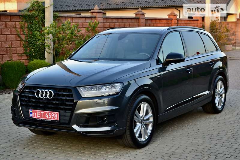 Позашляховик / Кросовер Audi Q7 2019 в Рівному