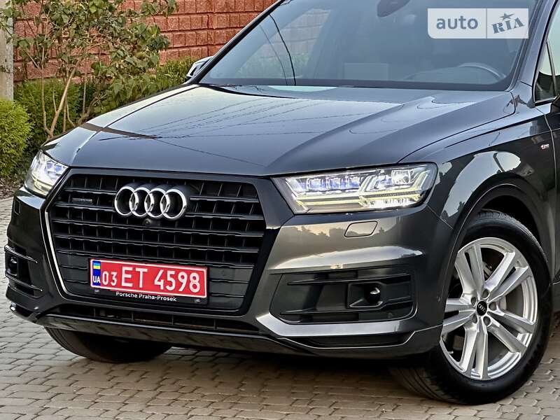 Позашляховик / Кросовер Audi Q7 2019 в Рівному