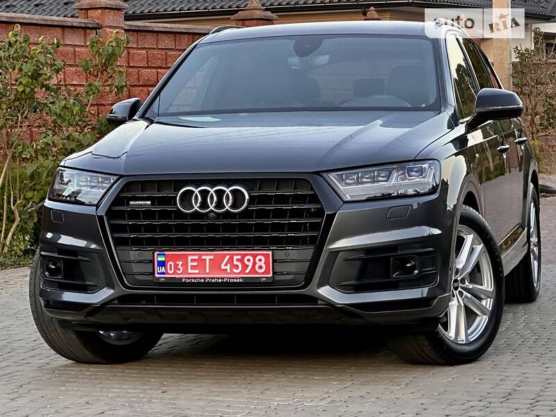 Позашляховик / Кросовер Audi Q7 2019 в Рівному
