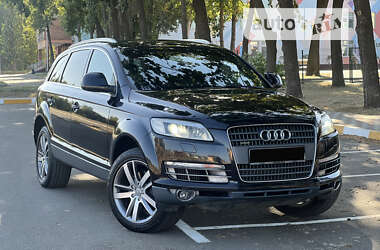 Внедорожник / Кроссовер Audi Q7 2010 в Киеве