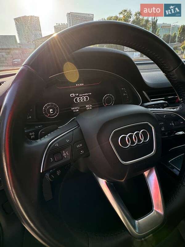 Позашляховик / Кросовер Audi Q7 2017 в Києві фото 20 Позашляховик / Кросовер Audi Q7 2017 в Києві