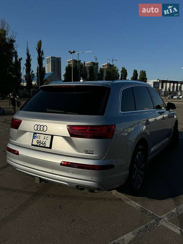 Позашляховик / Кросовер Audi Q7 2017 в Києві фото 5 Позашляховик / Кросовер Audi Q7 2017 в Києві