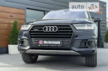 Внедорожник / Кроссовер Audi Q7 2015 в Ровно