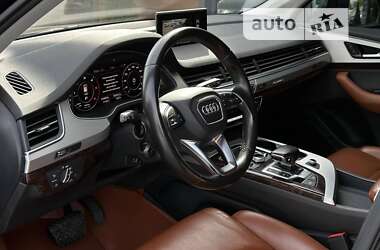 Внедорожник / Кроссовер Audi Q7 2015 в Ровно