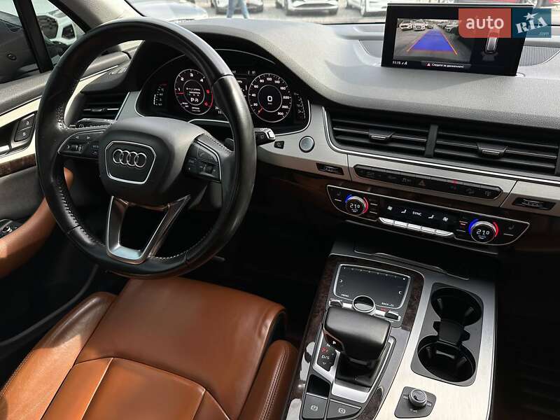 Позашляховик / Кросовер Audi Q7 2015 в Рівному фото 43 Позашляховик / Кросовер Audi Q7 2015 в Рівному