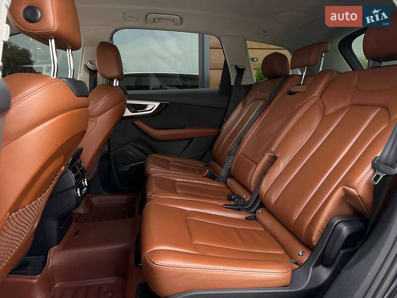Позашляховик / Кросовер Audi Q7 2015 в Рівному фото 51 Позашляховик / Кросовер Audi Q7 2015 в Рівному