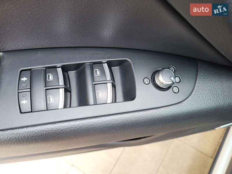 Позашляховик / Кросовер Audi Q7 2014 в Острозі