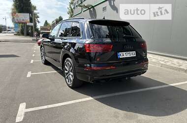 Внедорожник / Кроссовер Audi Q7 2018 в 