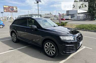 Внедорожник / Кроссовер Audi Q7 2018 в 