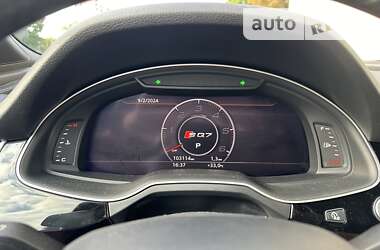 Внедорожник / Кроссовер Audi Q7 2018 в 