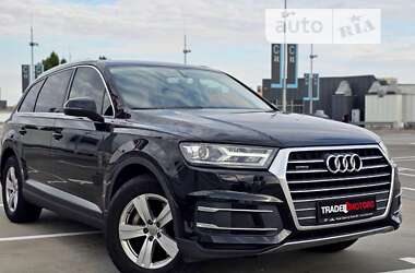 Внедорожник / Кроссовер Audi Q7 2015 в Киеве