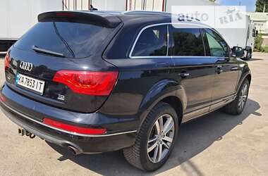 Позашляховик / Кросовер Audi Q7 2010 в Києві