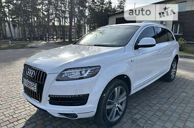 Позашляховик / Кросовер Audi Q7 2015 в Решетилівці