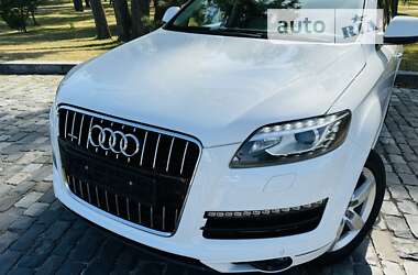 Позашляховик / Кросовер Audi Q7 2014 в Києві